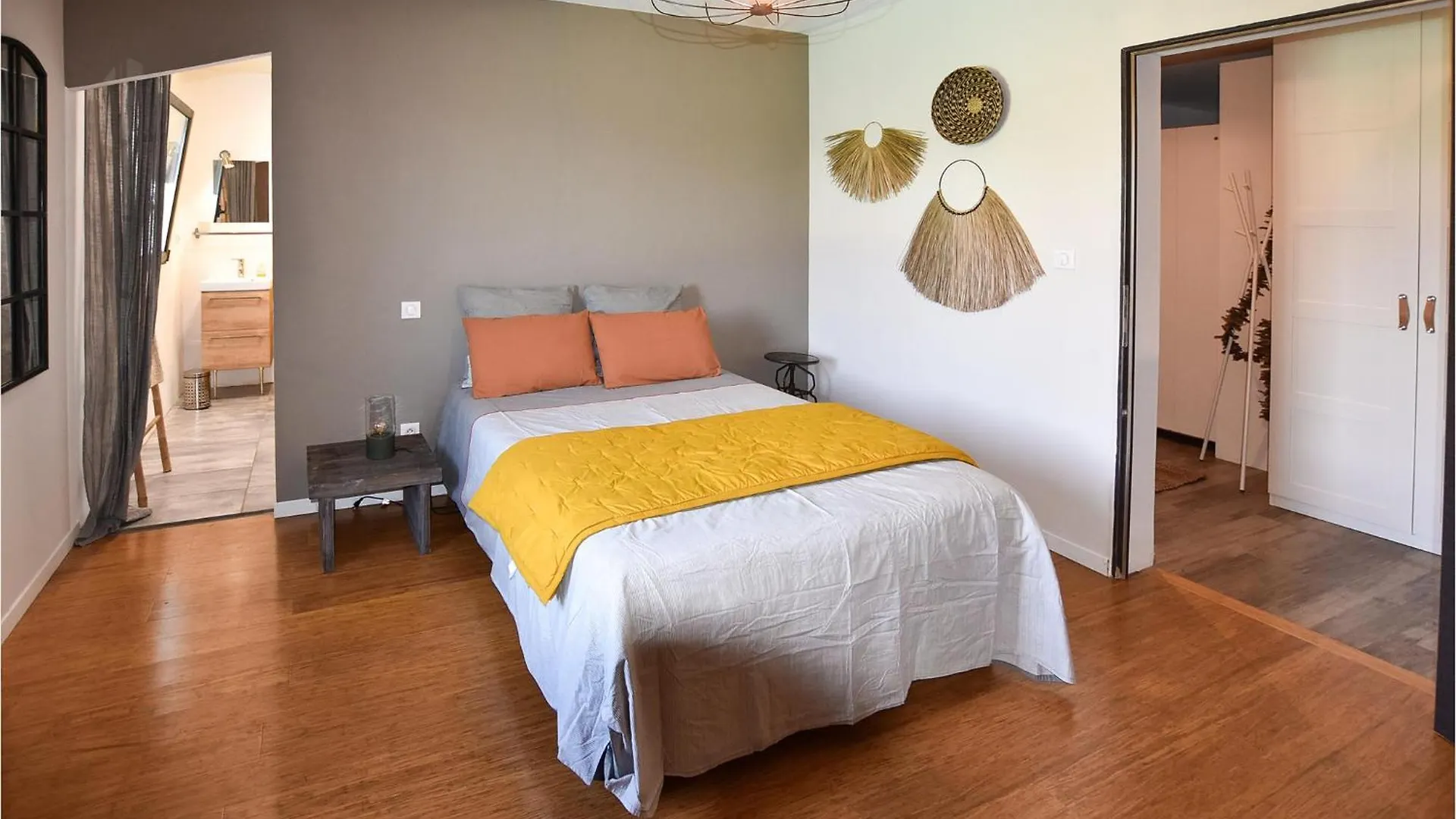 Holiday home Stunning Home In Pernes-Les-Fontaines