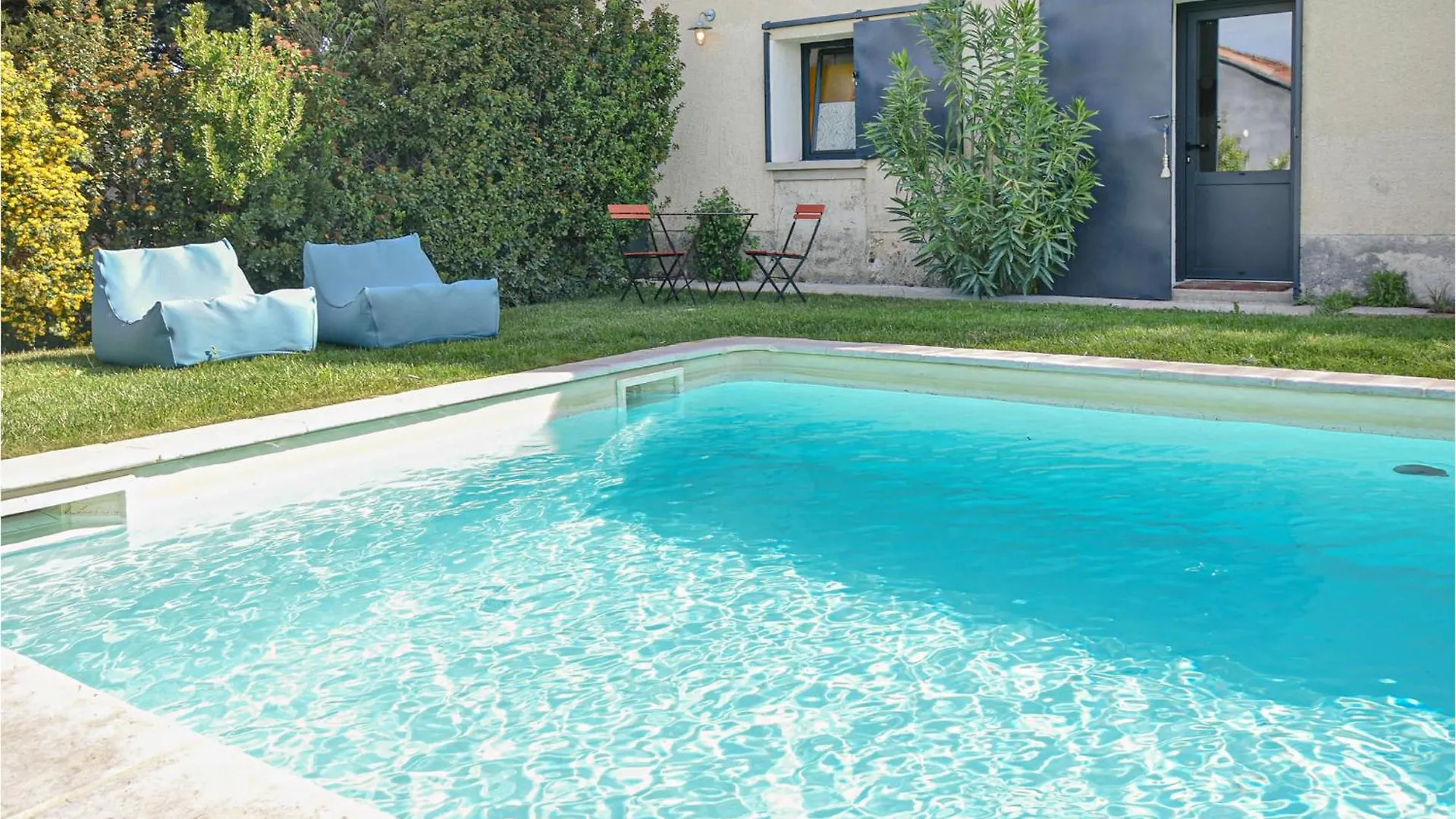 Stunning Home In Pernes-Les-Fontaines