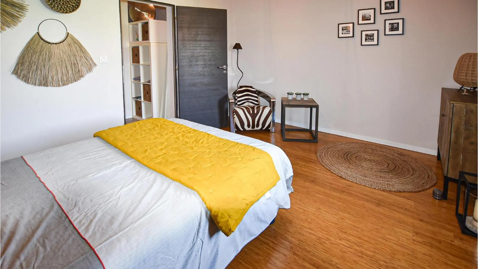 Stunning Home In Pernes-Les-Fontaines Frankrike
